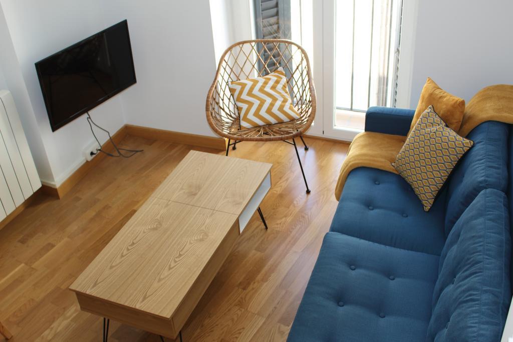 Aloha Apartamentos Pampeluna Pokój zdjęcie