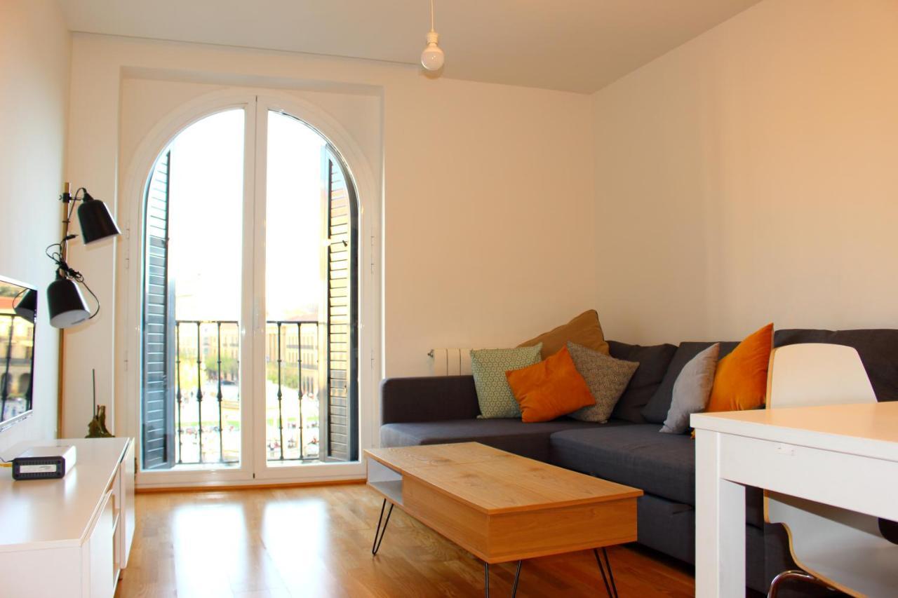 Aloha Apartamentos Pampeluna Zewnętrze zdjęcie